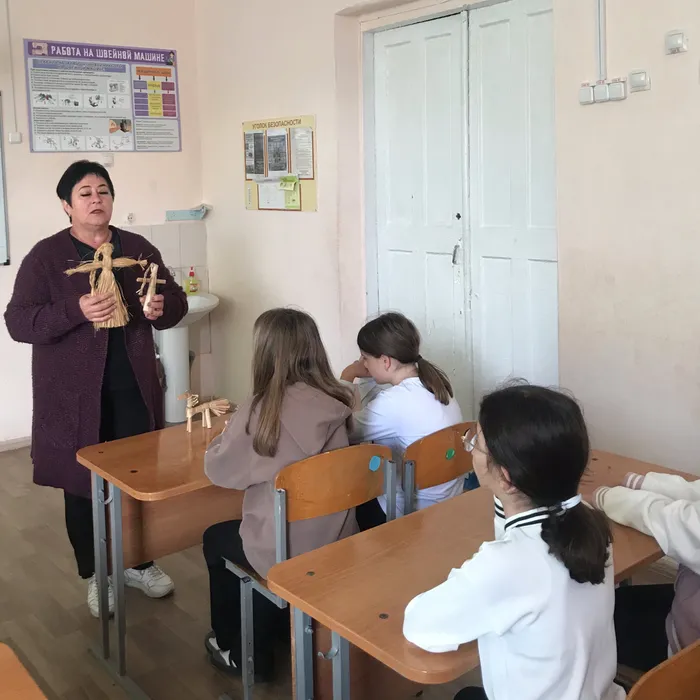 «Игрушка-сувенир из луговых трав и рогоза» — познавательная программа