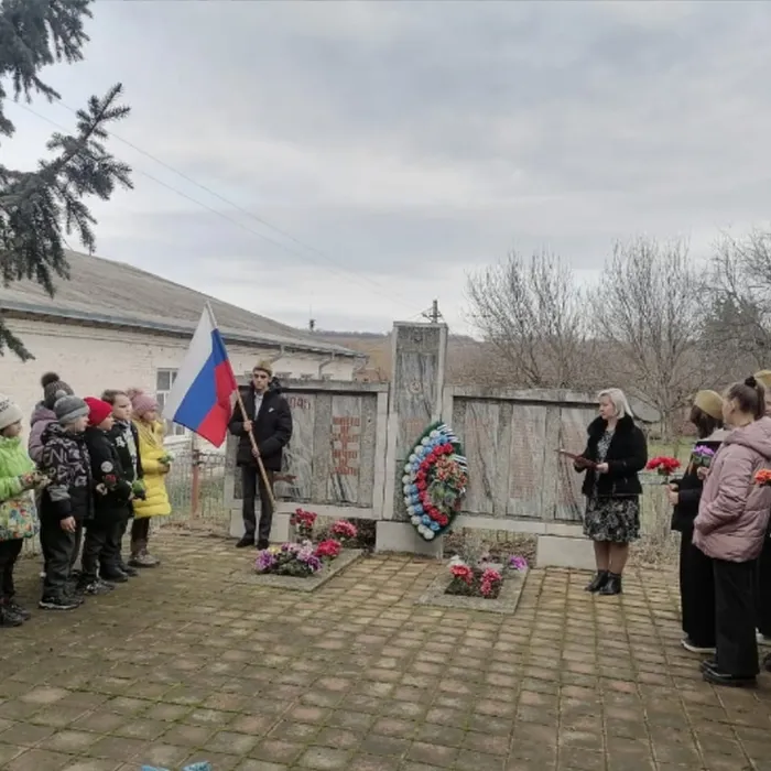 «Навек в нашу память вошли эти дни» - час истории